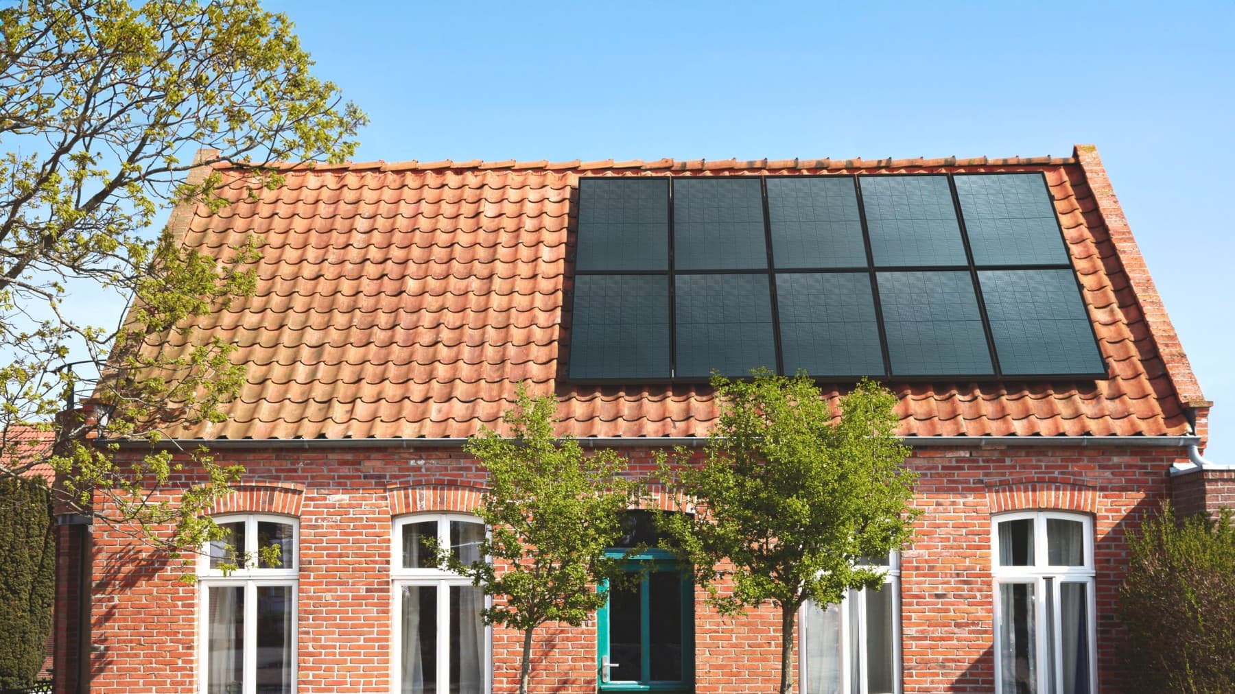 Vaillant solarni termalni kolektor na krovu